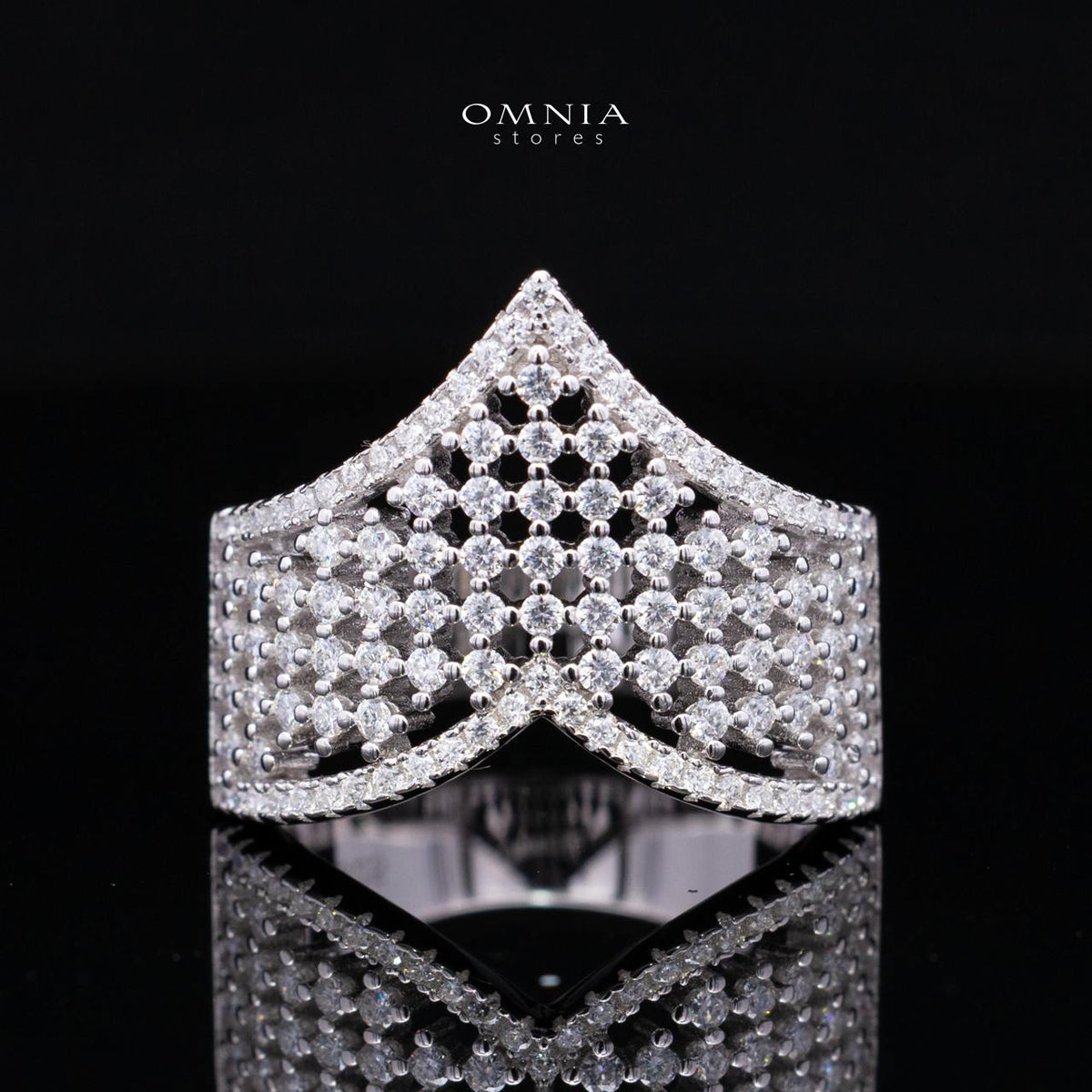Kinslee Premium White Moissanite Ring in 925 Sterling Silver