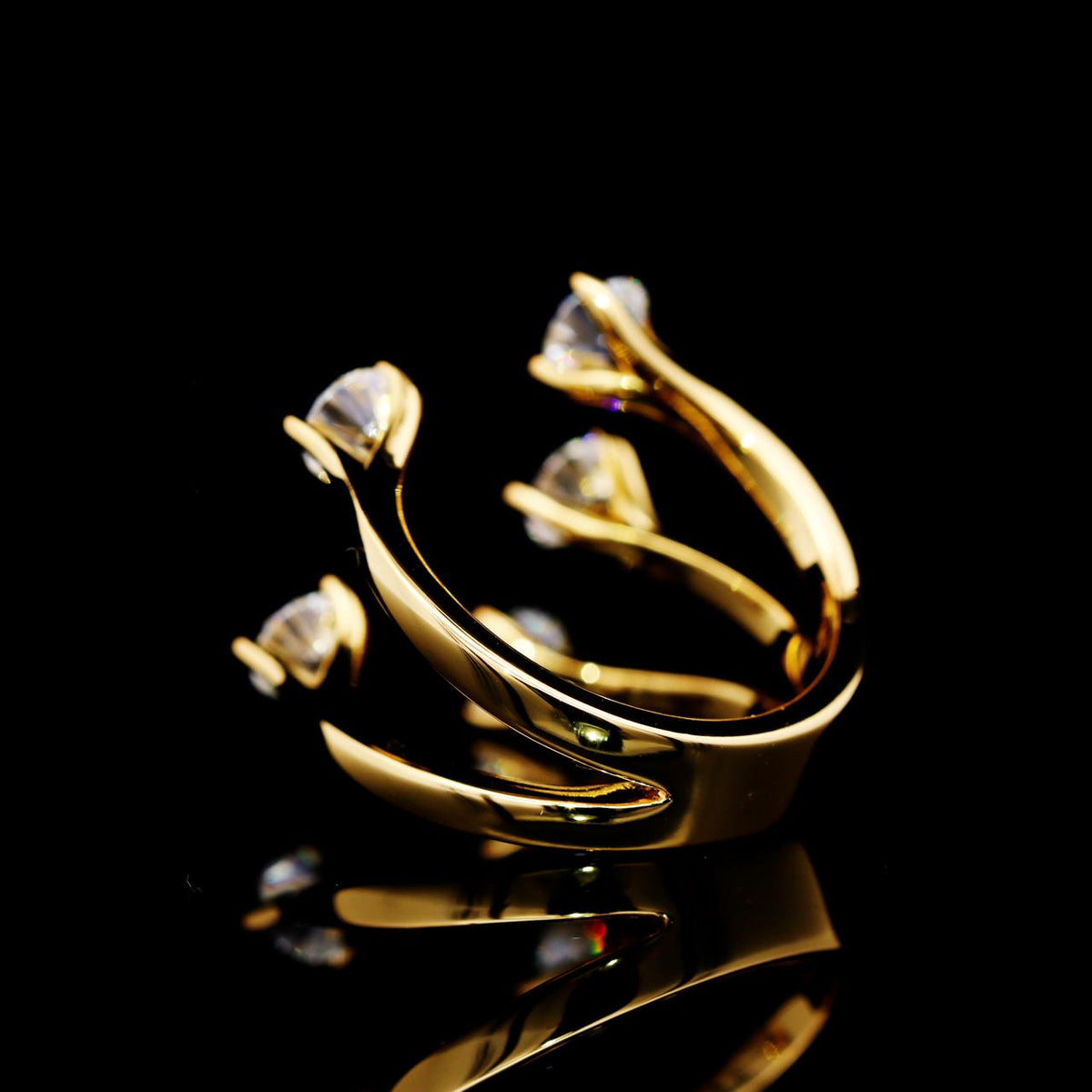 Hiyam Ring with Certificate | High-Quality Simulated Diamonds in 925 Sterling Silver, Gold Plated
