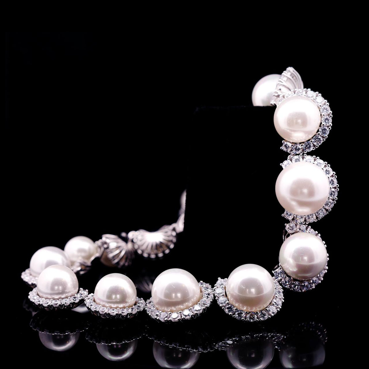 Intisar Pearl Necklace with Certificate | High-Quality Simulated Diamonds in 925 Sterling Silver