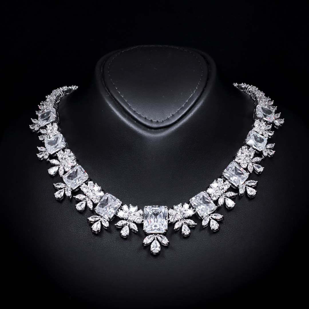 Omnia Charlotte Pure White bridal necklace with emerald-cut and pear-cut simulated diamonds and rhodium plating