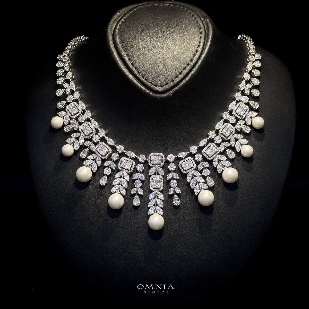 Omnia Dalimah White Bridal Full Set with High Quality Simulated Diamond