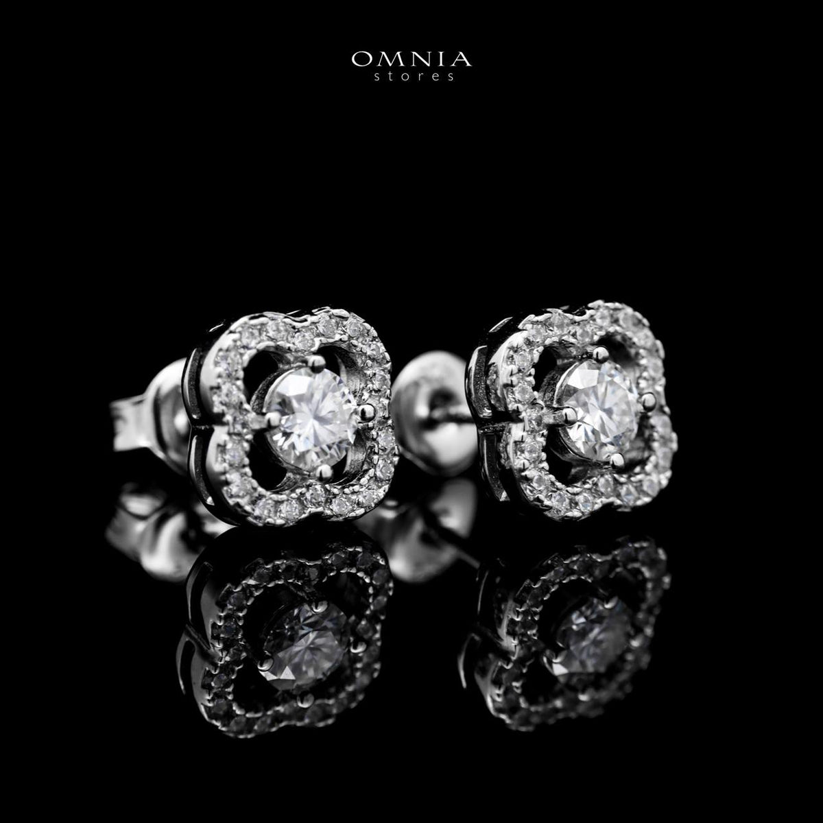 Omnia Kashifah Square Silver Earrings 925 Silver in GRA Certifited High Quality White Moissanite Stones - OMNIASTORES UAE