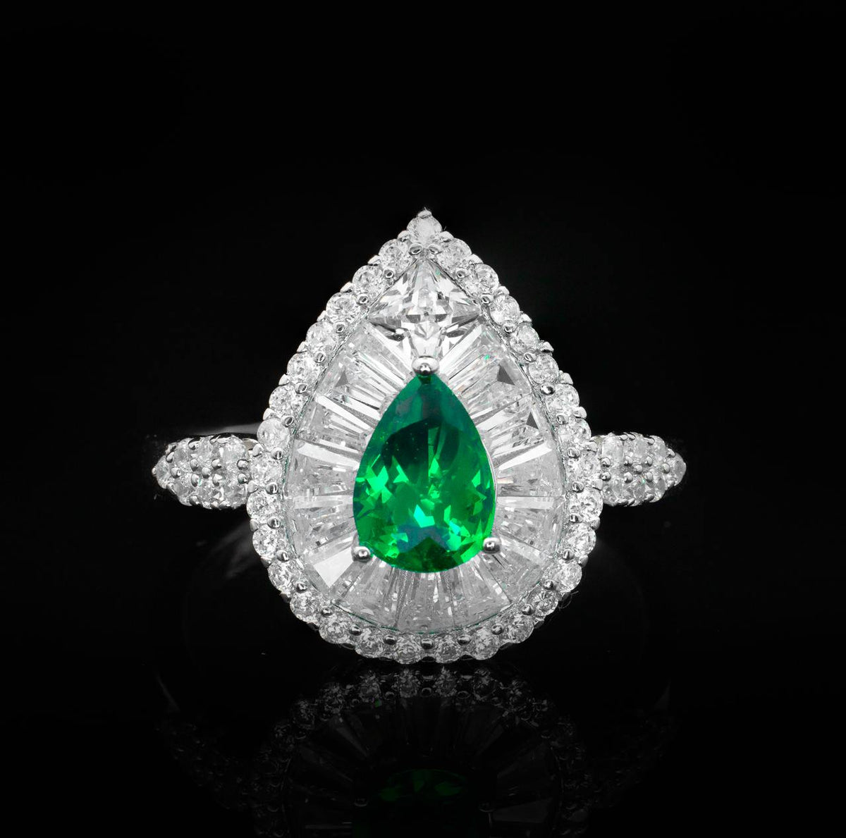 Omnia Sophia Green Teardrop Bridal Full Set in 925 Silver with High Quality Simulated Diamonds - OMNIASTORES UAE