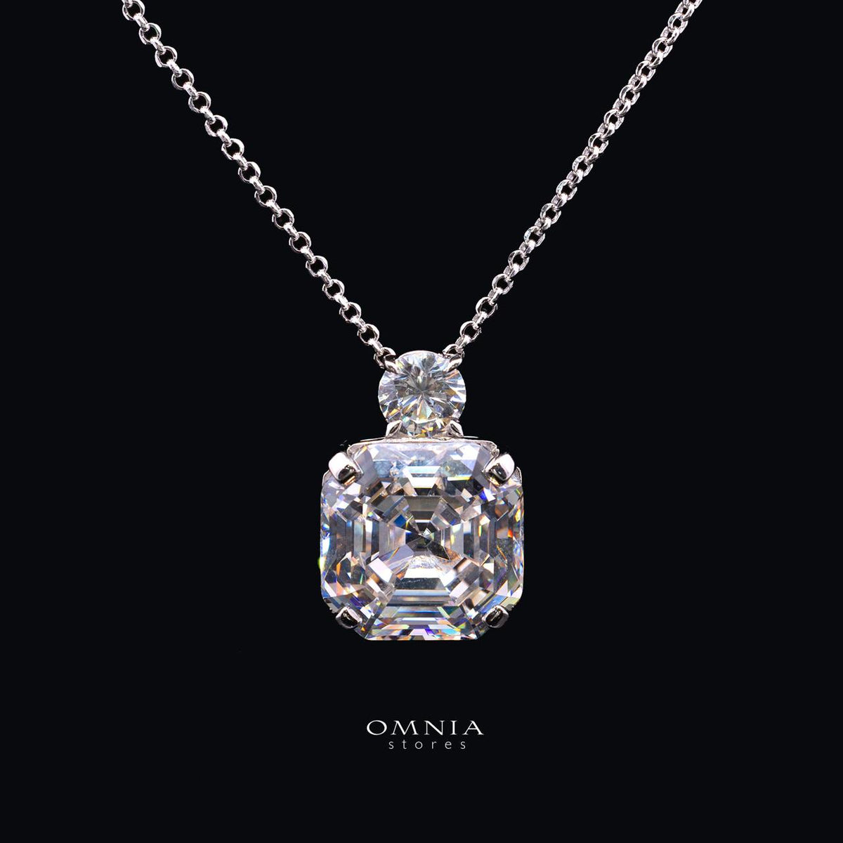 Velaria Asscher-Cut Canary White Pendant Necklace with Premium Simulated Diamonds and Certificate in 925 Sterling Silver