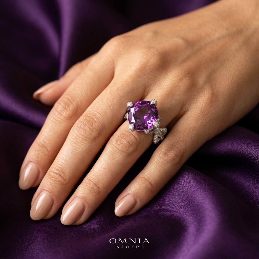 Omnia Farhana Ring 92.5 Silver High Quality Simulated diamonds