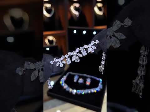 Omnia Rizza white zircon bridal jewellery set product showcase