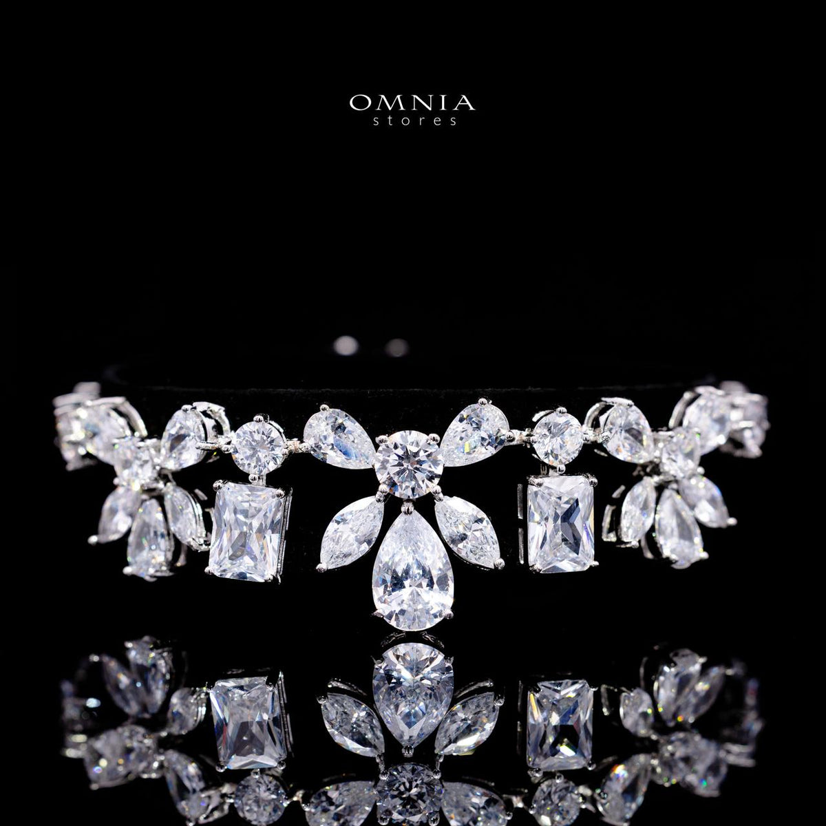 Rizza White Luxury Bridal Full Set with High-Quality Simulated Diamonds – Rhodium Plated