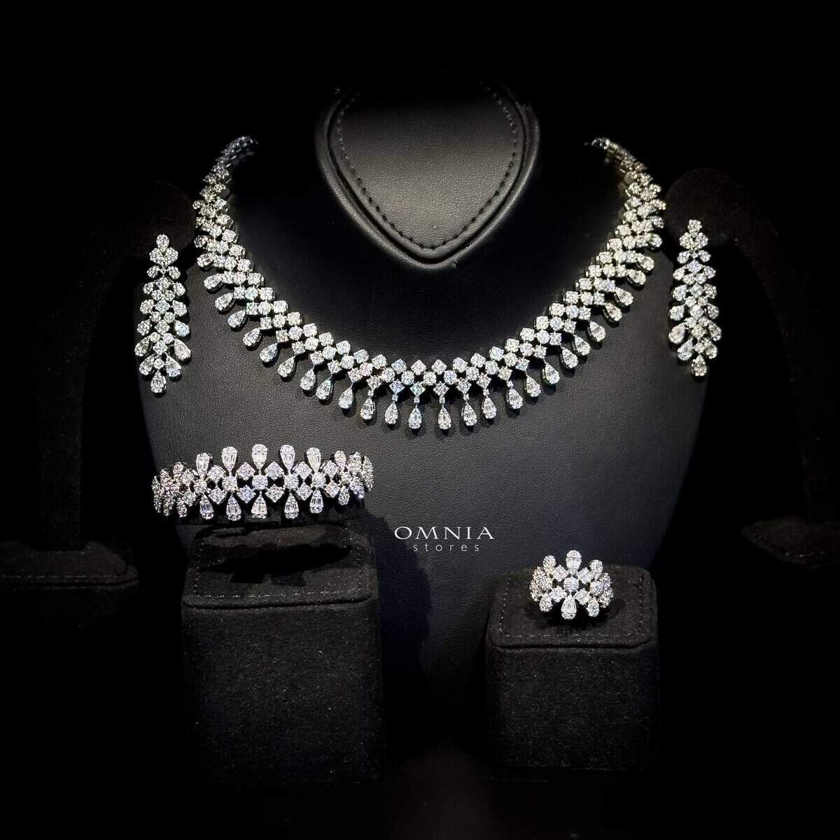 Omnia Amani White Luxury Bridal Full Set in High Quality Zircon Stone Rhodium Plated