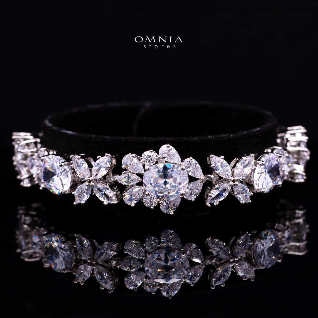 Omnia Muna White Bridal Full Set in High Quality Simulated Diamonds - Image 4