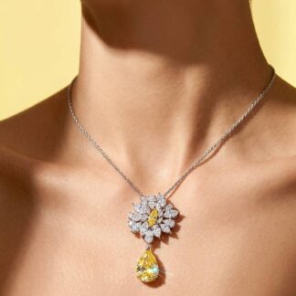 Omnia Nakaret Yellow Necklace 925 Silver In High Quality Simulated diamonds