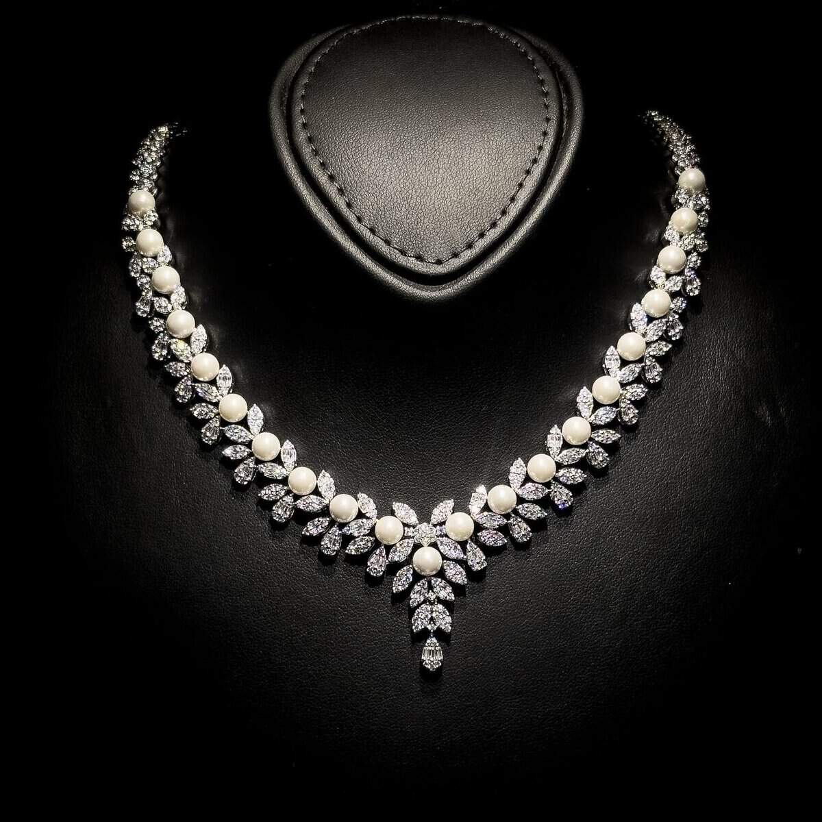 Omnia Laurah Luxury Bridal White Full Set in High Quality Zircon Stone Rhodium Plated