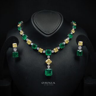 Omnia Salwa Necklace & Earrings