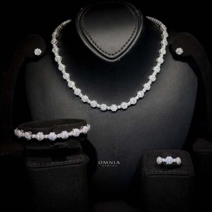 Omnia Nura Bridal Full Set in 925 Silver with High Quality Simulated Diamonds