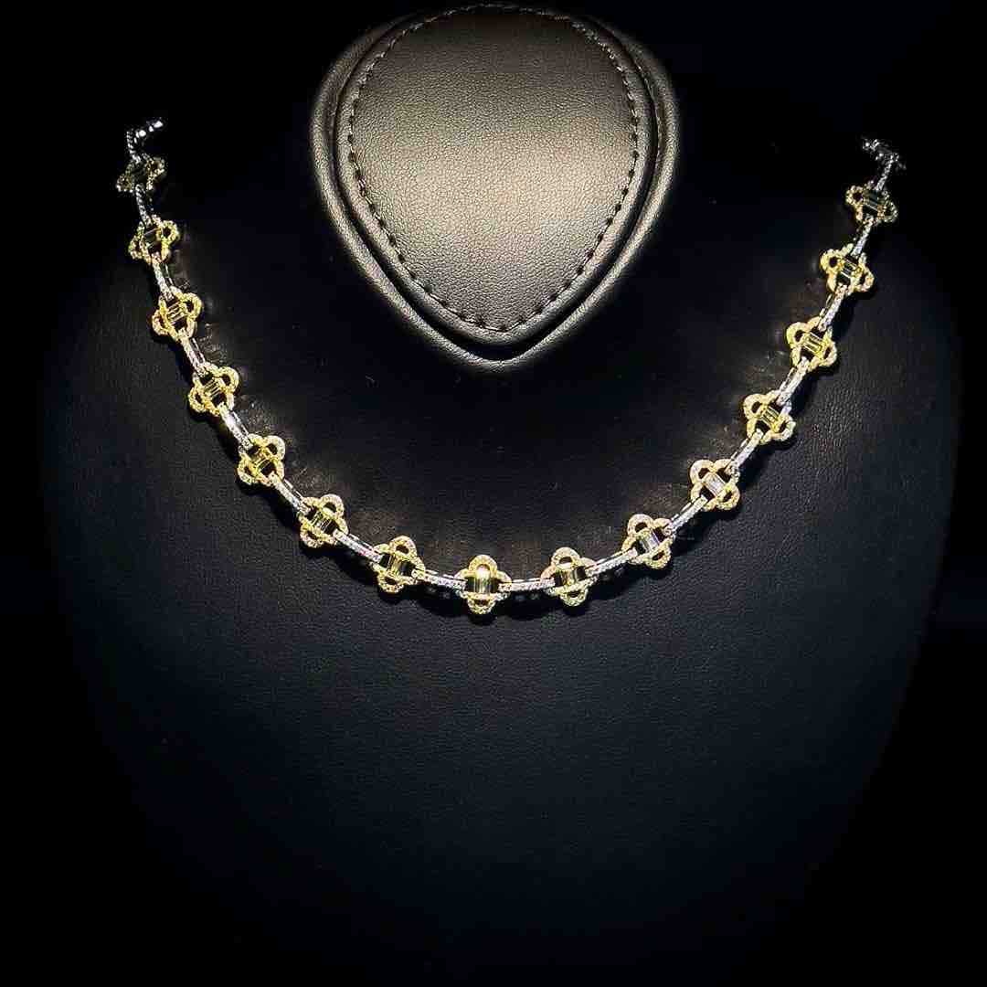 Omnia Amna Gold and White Necklace in 925 Silver High Quality Simulated Diamonds
