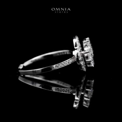 Omnia Horreya Floral Ring in 92.5 Silver With High Quality Iced Cut Stone - Image 3