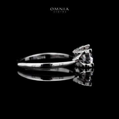 Omnia Maisha Round Cut Ring in 92.5 Silver with High Quality Moissanite Stone - Image 3