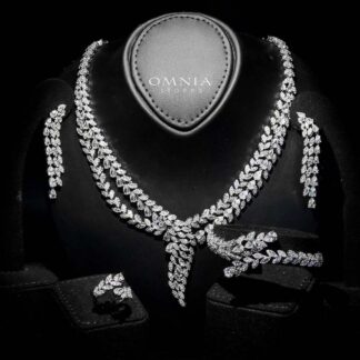 Omnia Yasira Leaf-Design Bridal White Full Set