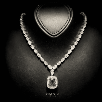 Omnia Audrey White Bridal Set Accessories in High Quality Simulated Diamonds - Image 3
