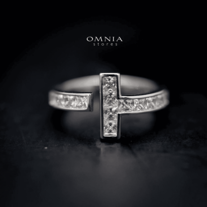 Omnia Silver Cross Ring in 92.5 Silver with High Quality Moissanite - Image 4