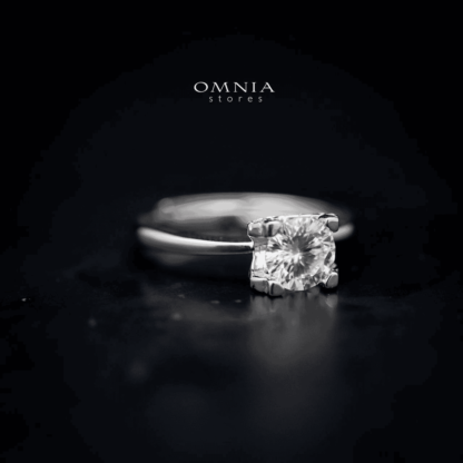 Omnia Maisha Round Cut Ring in 92.5 Silver with High Quality Moissanite Stone - Image 3