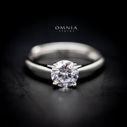 Omnia Classic Solitaire Ring in 92.5 Silver with High Quality Iced Cut Stone - Image 3