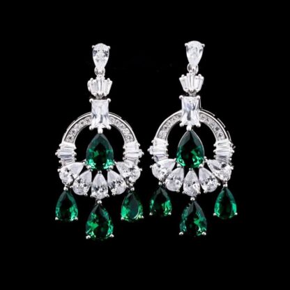 Omnia Maram Green Bridal Full Set in 92.5 Silver with High-Quality Simulated Diamonds and Teardrop Design - Image 4