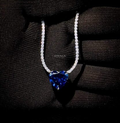 Omnia Heart Blue Necklace 925 Silver in High Quality Simulated Diamonds