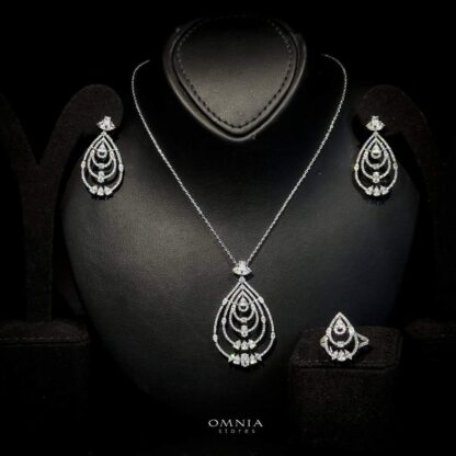 Omnia Mira White Set Accessories in High Quality Zircon Stone