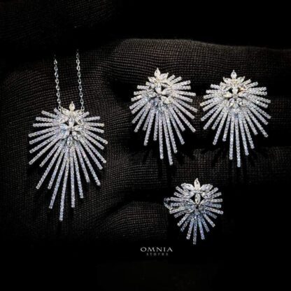 Omnia Amina White Set Accessories in High Quality Zircon Stone