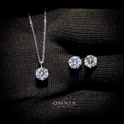 Omnia Bayan White Set in 92.5 Silver with High Quality Moissanite Stone - Image 2