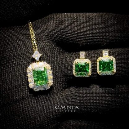 Omnia Mai Green Set in 92.5 Silver with High Quality Iced Cut Stone - Image 4