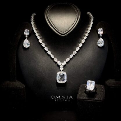 Omnia Audrey White Bridal Set Accessories in High Quality Simulated Diamonds
