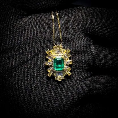 Omnia Green Radiance Necklace in 92.5 Silver with High Quality Simulated Diamonds - Image 2