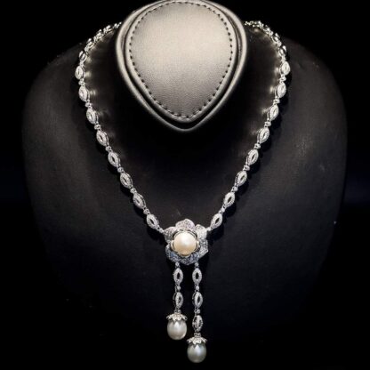 Omnia Elegant Pearl Necklace with High Quality Simulated Diamonds in 92.5 Silver - Image 2