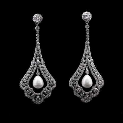 Omnia Silver Teardrop Earrings with High-Quality Zircon Stones and Pearl in Rhodium-Plated Finish