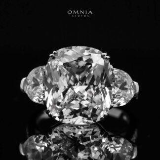 Omnia Sesable White Oval-Cut Statement Ring in 92.5 Silver with High-Quality Iced Cut Stones