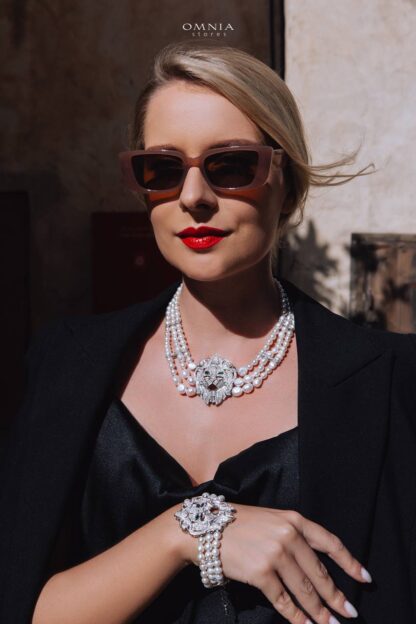 Omnia Fadia Fresh Real Water Pearl Necklace in High Quality Simulated diamonds - Image 4