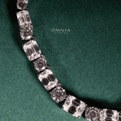 Omnia Alyan Pure white Necklace 92.5 Silver In High Quality Simulated diamonds - Image 4
