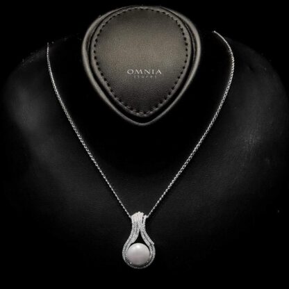 Omnia Reese Pearl Set in 92.5 Silver with High Quality Simulated Diamonds - Image 2
