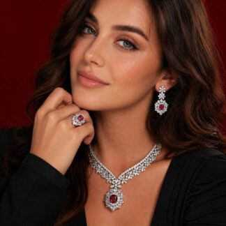 Omnia Alhan  Necklace , Earrings & Ring Set in 925 Silver with Pear-Cut High-Quality Simulated Diamonds