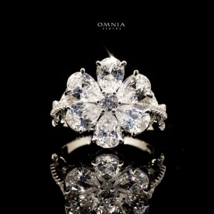 Omnia Chafia white 0.75 Carat Ring 92.5 Silver High Quality Simulated diamonds