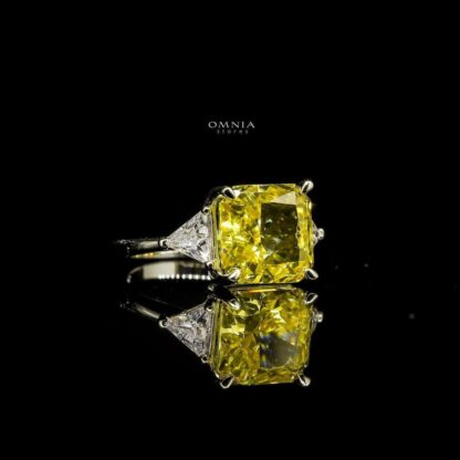 Omnia Manal Ring 0.75 Carat In 92.5 Silver High Quality Simulated Diamonds - Image 2