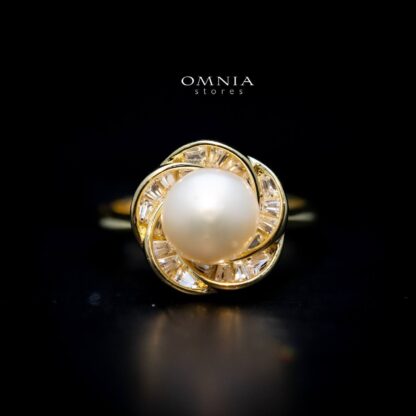 Omnia Dina Pearl Ring with High Quality Iced Cut Stone in 92.5 Silver