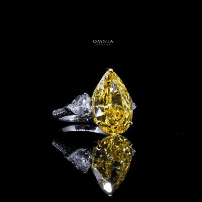 Omnia Carima Light Yellow Ring 2.00 Carat in 92.5 Silver High Quality Simulated Diamonds - Image 4