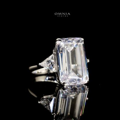 Omnia Darine white Ring 92.5 Silver in High Quality Simulated Diamonds - Image 2