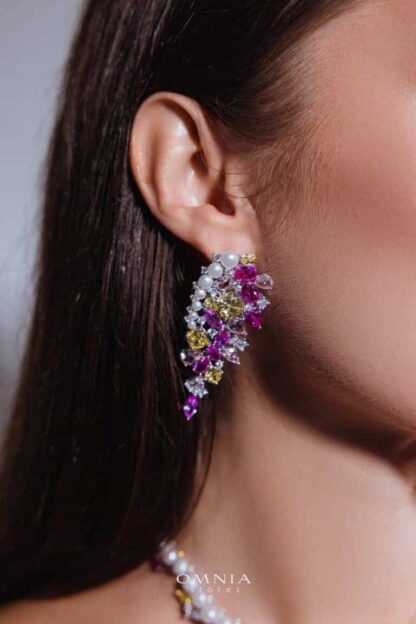 Omnia Butterfly Pearl Necklace and Earrings - Image 4