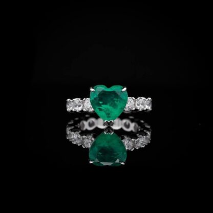 Omnia Emerald Heart Ring in 92.5 Silver with High-Quality Simulated Diamonds