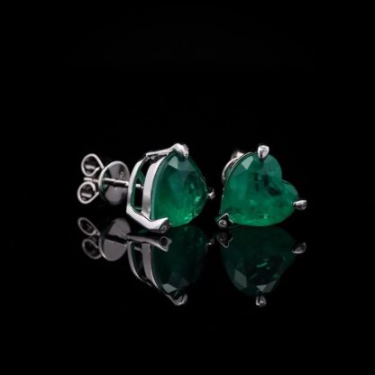 Omnia Shaden Emerald Heart Stud Earrings in 92.5 Silver with High-Quality Simulated Diamonds - Image 3