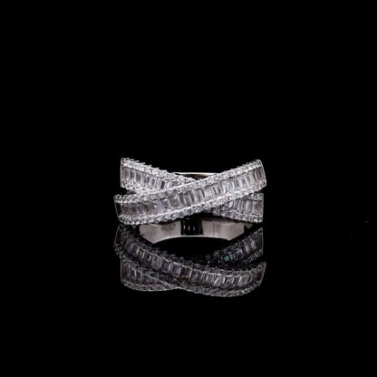 Omnia Dana Silver Criss-Cross Ring in 92.5 Silver with High-Quality Simulated Diamonds