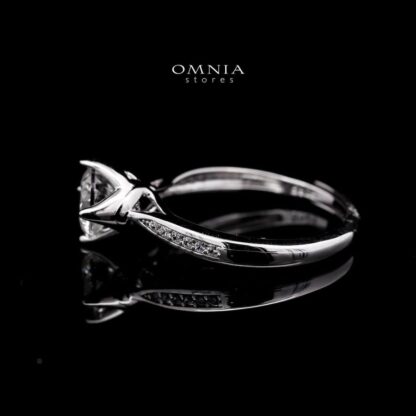 Omnia Classic Twist Engagement Ring in 925 Sterling Silver with High-Quality Iced Cut Stone - Image 3
